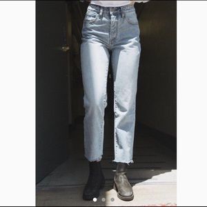 Brandy Melville light wash Molly jeans
